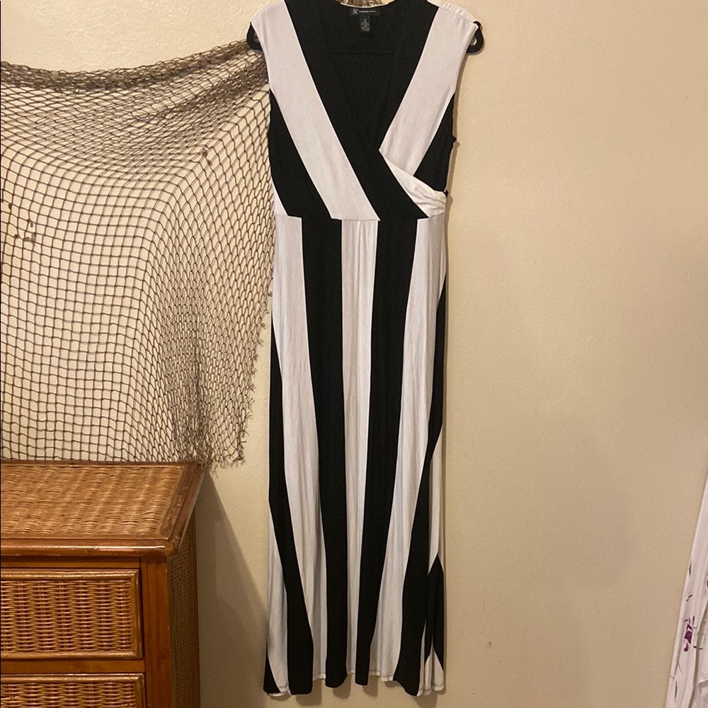 NWTs INC International Concepts PIANO MAXI DRESS